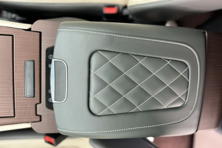 Used Toyota Sienna 2023 2.5L Hybrid Comfort Edition
