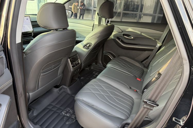 Used JETOUR Shanhai Shanhai L9 2024 1.5TD 2DHT Pro 7-Seater
