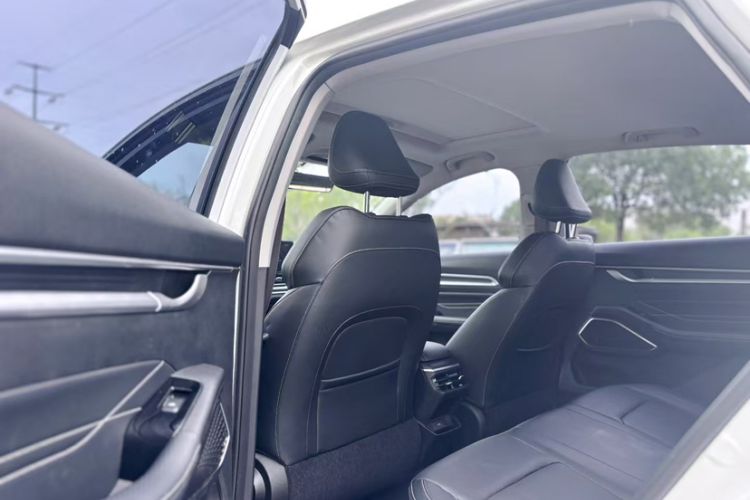 Used Geely Auto Emgrand 2022 4th Generation 1.5L CVT Elite Model
