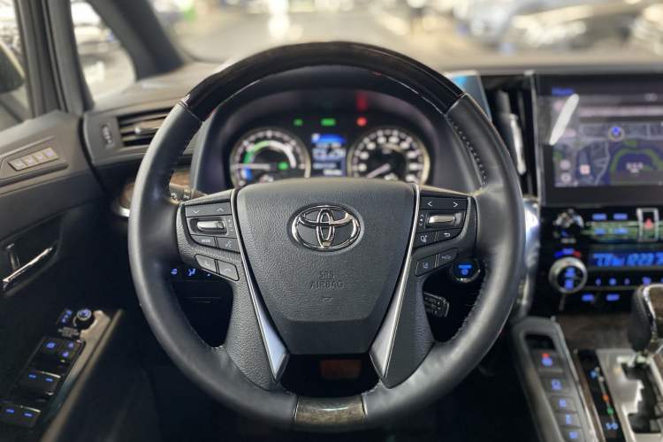 Used Toyota Vellfire 2021 Crown Dual-Engine 2.5L HV Prestige Edition

