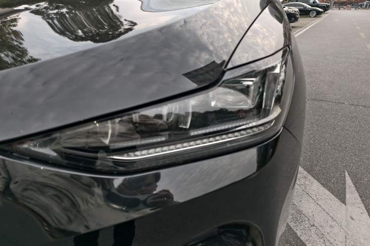 Used Wey VV6 2020 2.0T Two-Wheel Drive Smart Enjoyment+
