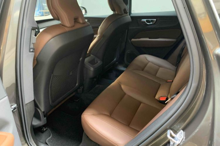 Used Volvo XC60 2021 T5 4x4 Smart Luxury Edition
