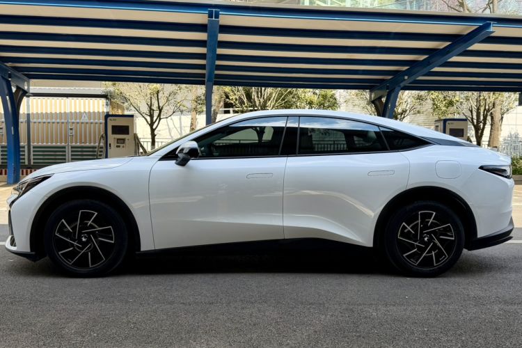 Used ARCFOX Alpha S5 2024 560PRO 185kW
