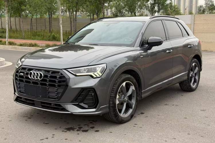 Used Audi Q3 2020 35 TFSI Fashion Dynamic Model
