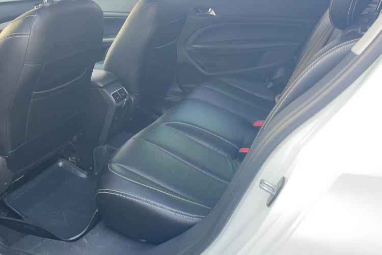 Used Peugeot 408 2015 1.2T Automatic Glory Edition
