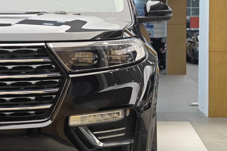 Used Ford Explorer 2020 EcoBoost 285 Four-Wheel Drive Trend Edition 6 Seats
