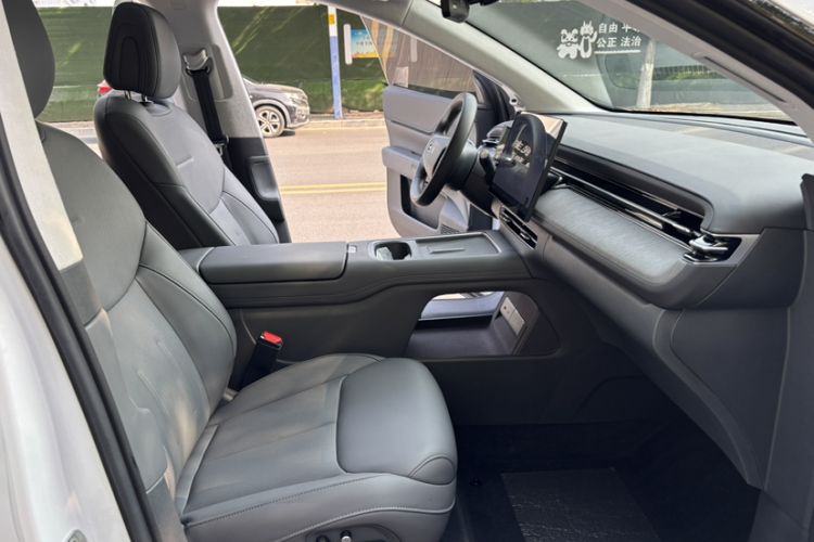 Used XPeng G6 2025 625 Long-Range Max Flagship Edition