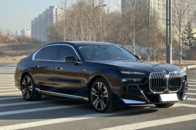 Used BMW 7 Series 2023 740Li Leading Model M Sport Package
