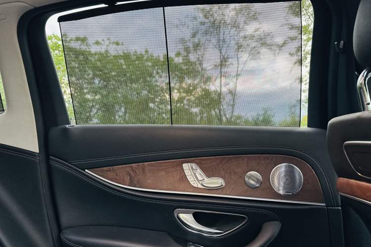 Used Mercedes-Benz E-Class 2018 Facelift E 300 L Luxury Edition
