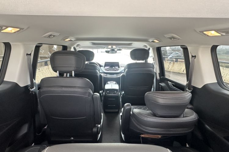 Used SAIC MAXUS G20 2023 PLUS 2.0T Gasoline Automatic Luxury Edition
