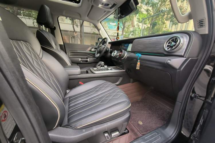 Used Tank 300 2023 Off-Road Edition 2.0T Challenger
