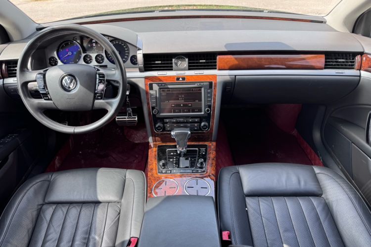 Used Volkswagen Phaeton 2014 3.0L Business Model
