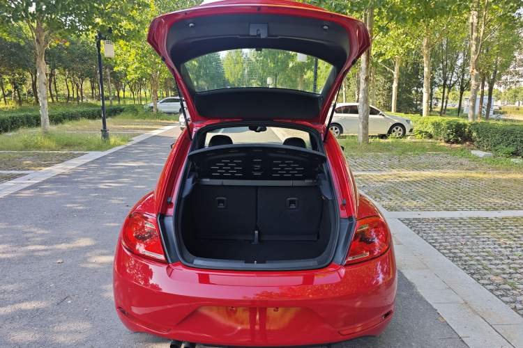 Used Volkswagen Beetle 2014 1.4TSI R-Line
