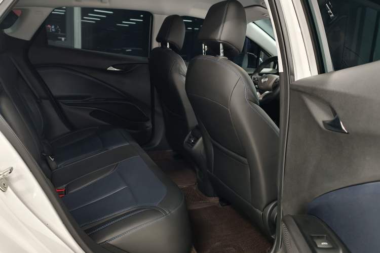 Used Buick Velite 6 2024 450km Range Commuter Version
