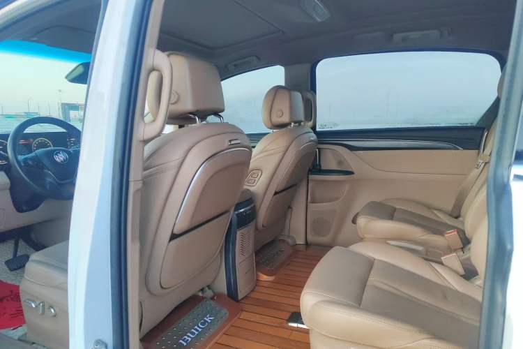 Used Buick GL8 2021 ES Land Cruiser 653T Luxury Edition
