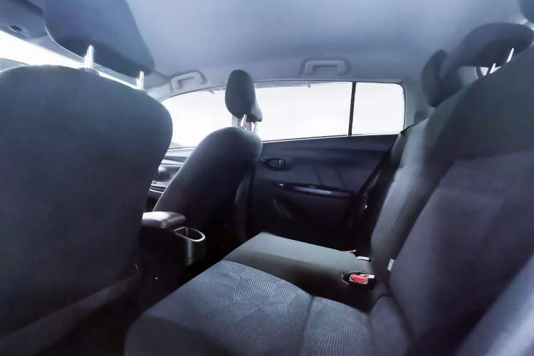 Used Toyota YARiS L 2019 1.5E CVT Dynamic Edition China VI compliant