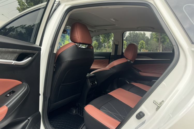 Used Changan Eado 2023 Changan Edition PLUS Blue Whale NE 1.4T GDI DCT Prestige Version
