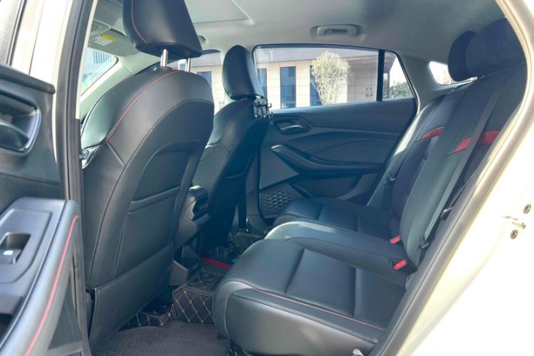 Used MG 5 2023 180 DVVT CVT Fashion Edition
