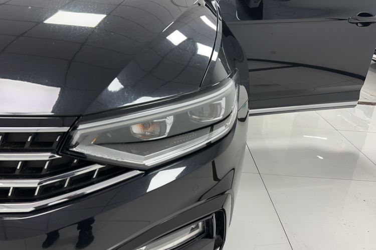 Used Volkswagen Magotan 2023 2 Million Units Limited-Edition 280TSI DSG Comfort Version