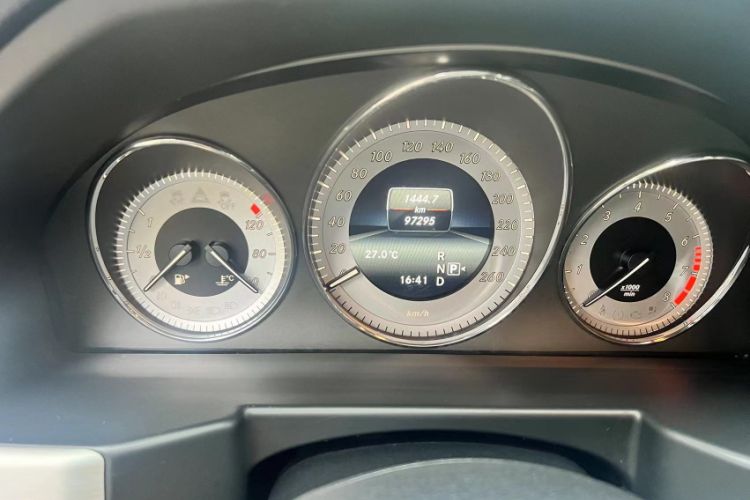 Used Mercedes-Benz GLK-Class 2015 GLK 260 4MATIC Dynamic Edition Ultimate Version
