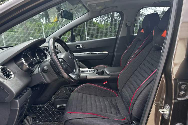 Used Peugeot 3008 2016 2.0L Automatic Classic Edition
