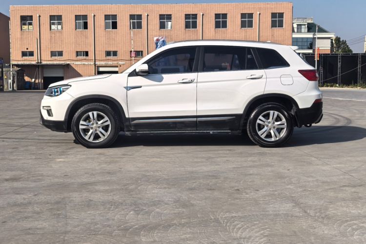 Used Changan CS75 2017 Shangkui Edition 1.5T Automatic Fengxiang Model
