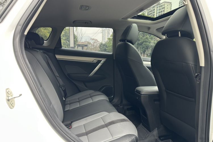 Used Geely Auto Coolray 2023 1.5T DCT Platinum Edition
