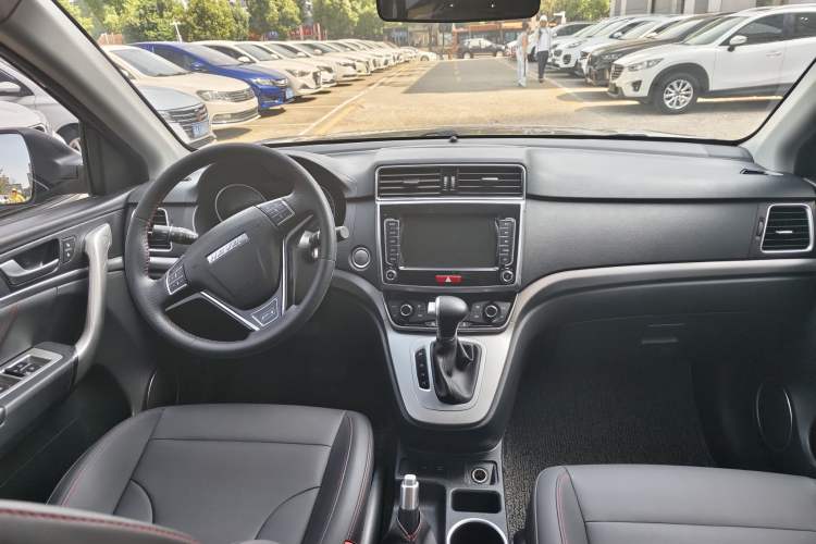 Used Haval M6 2019 1.5T DCT Two-Wheel Drive Elite Version China VI Standard
