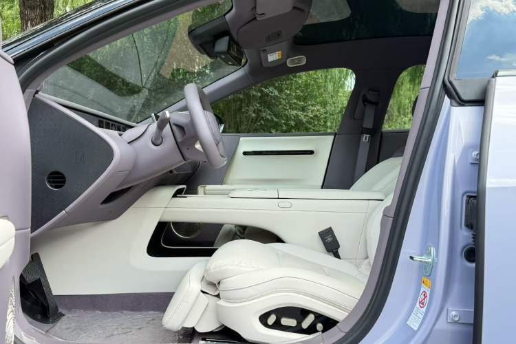 Used  06 2025 Pro Range-Extended Edition
