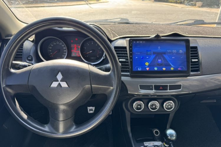 Used Mitsubishi Lancer EX 2013 Fashion Edition 1.8L Manual Comfort Version
