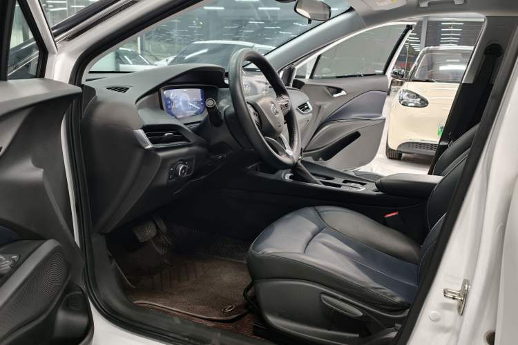 Used Buick Velite 6 2024 450km Range Commuter Version
