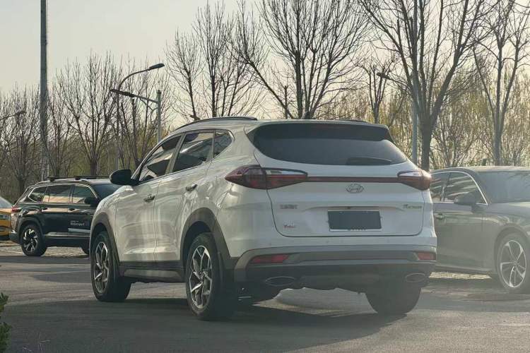 Used Hyundai Tucson 2020 280TGDi Two-Wheel-Drive GLS Fashion Edition China VI Standard

