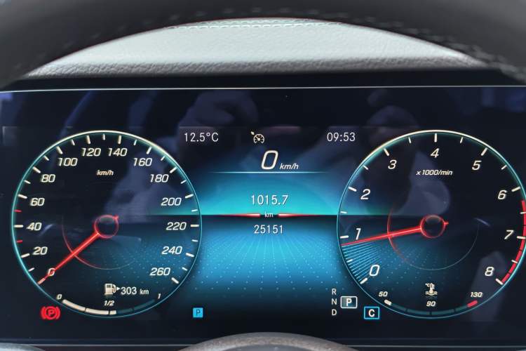 Used Mercedes-Benz E-Class 2023 Updated E 300 L Luxury Edition
