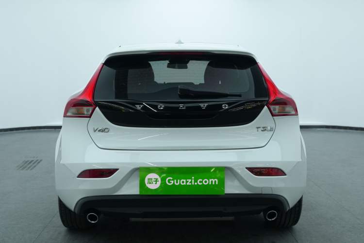 Used Volvo V40 2019 T3 Zhiyi Edition
