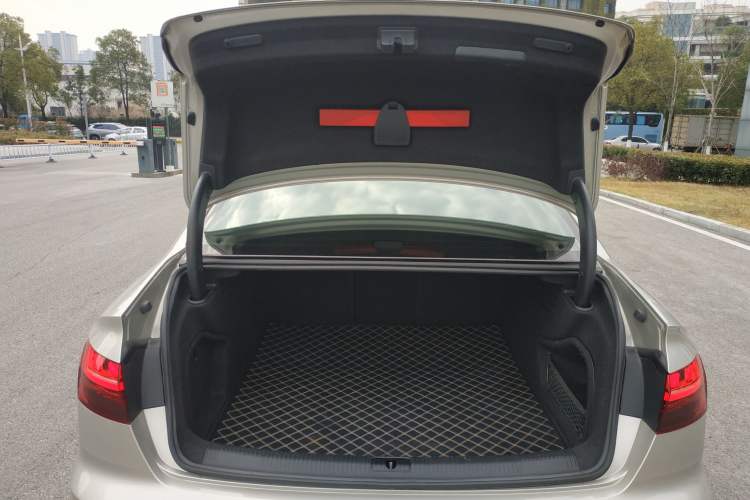 Used Audi A4L 2022 40 TFSI Fashion Dynamic Model
