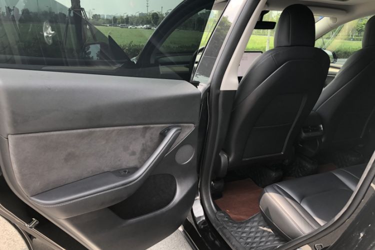 Used Tesla Model Y 2021 Standard Range Rear-Wheel Drive Version
