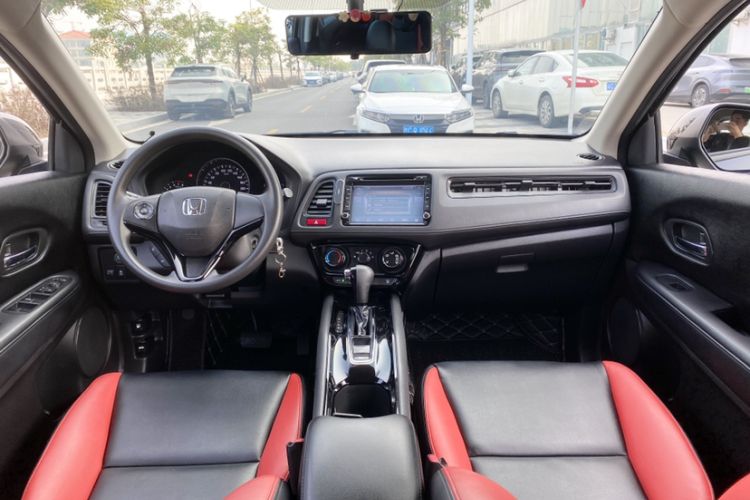 Used Honda Vezel 2015 1.5L CVT two-wheel drive Comfort trim
