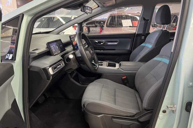 Used AION Y 2023 Plus 510 Enjoy Edition
