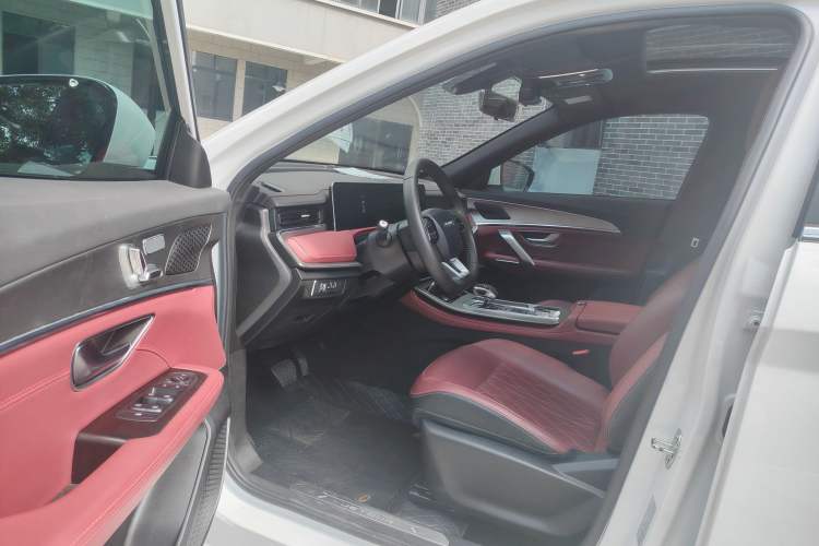 Used Jetour X70 PLUS 2024 Champion Edition 1.5T DCT Champion MAX 5-Seater