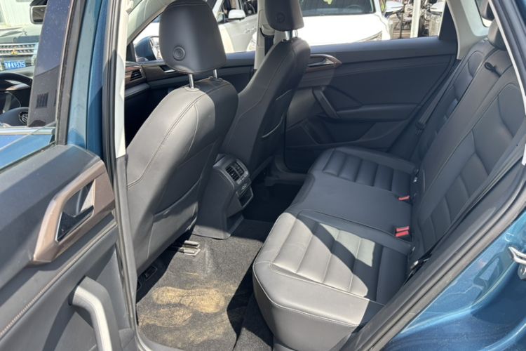 Used Volkswagen Tharu 2020 280TSI Two-Wheel Drive Luxury Edition China VI Standard
