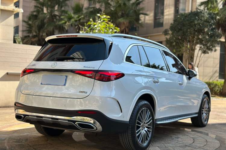 Used Mercedes-Benz GLC 2024 Refreshed GLC 300 L 4MATIC Dynamic Version 5 Seats
