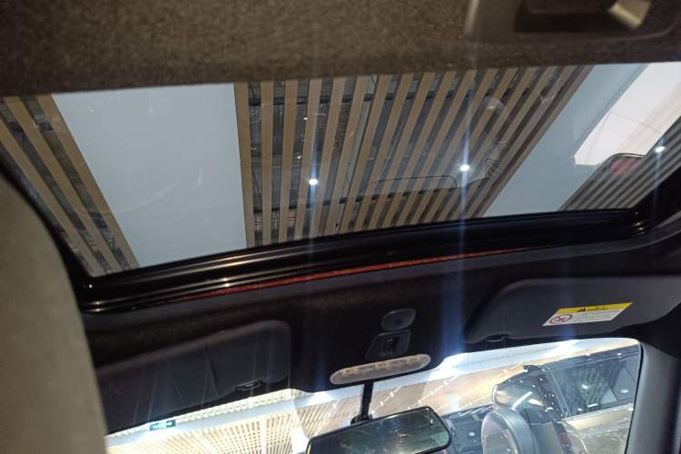 Used Infiniti ESQ 2014 1.6L Spontaneous Edition
