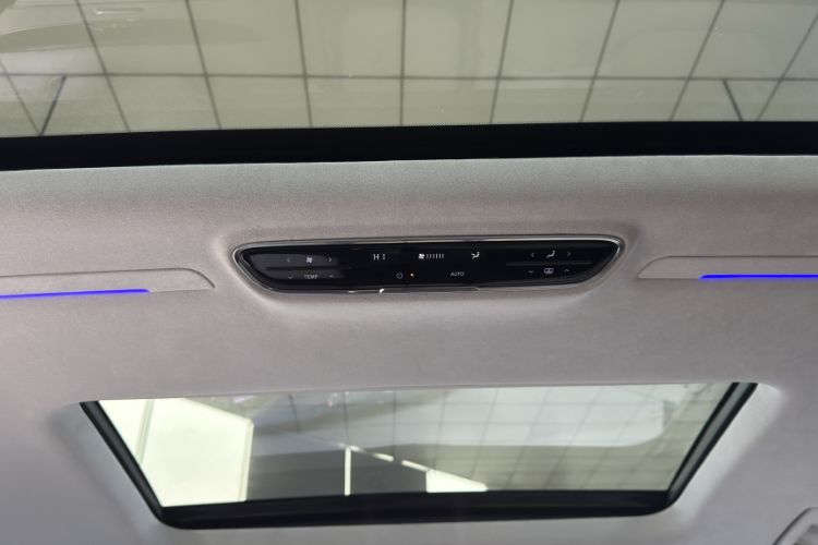 Used Buick Century 2023 2.0T Six-Seater Yinshi Edition