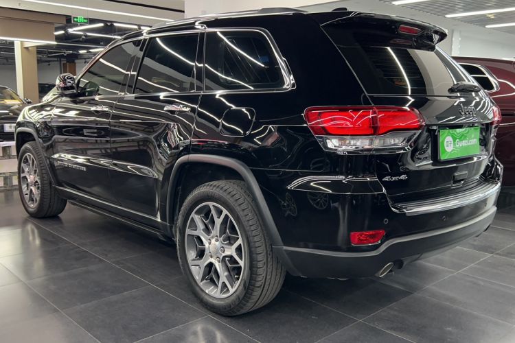 Used  Grand Cherokee 2020 3.0L Elite Navigation Edition

