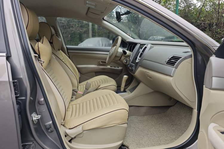 Used Nissan Sylphy 2016 Classic 1.6XE Automatic Comfort Edition
