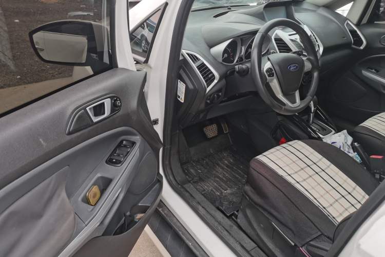 Used Ford EcoSport 2013 1.5L Automatic Prestige Model
