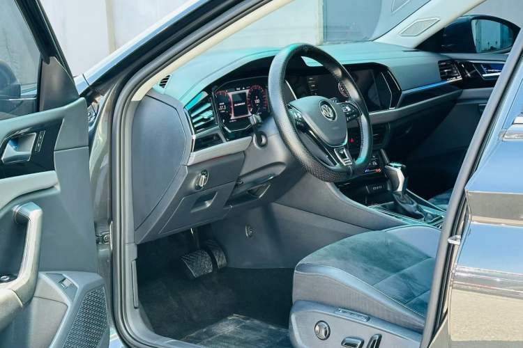 Used Volkswagen Sagitar 2021 280TSI DSG Excellence Edition
