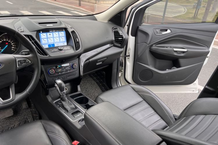 Used Ford Kuga 2018 EcoBoost 180 Two-Wheel-Drive Luxury Wing Edition
