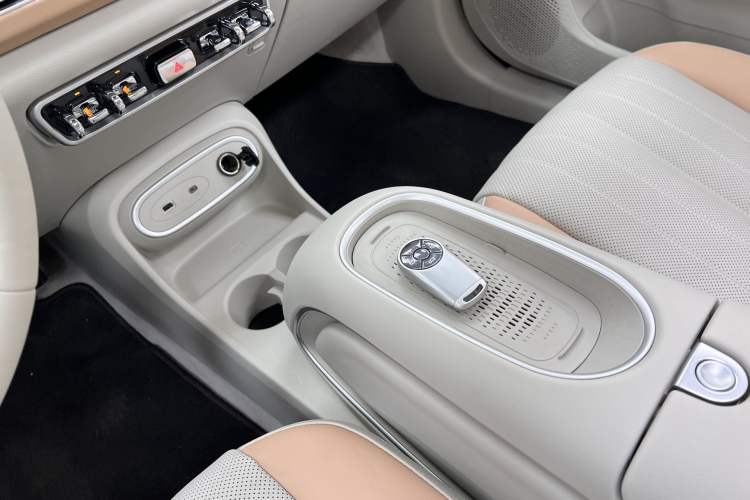 Used ORA Good Cat 2024 401 km Range Luxury Version 135 kW
