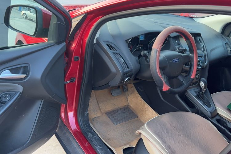 Used Ford Focus 2012 Hatchback 1.6L Automatic Comfort Model
